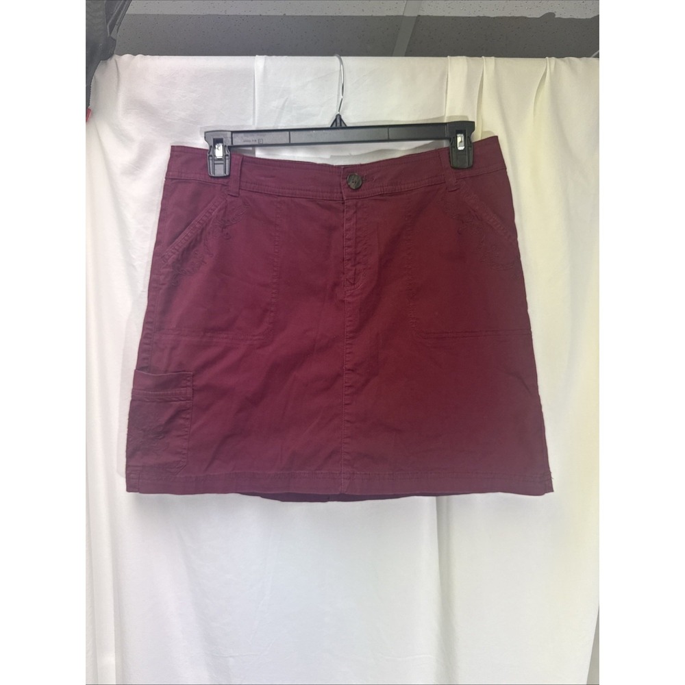 Croft & Barrow Skort Mid Rise Burgundy Embroidered Size 14 Cargo